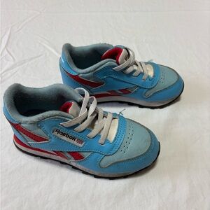 Reebok Kids Sneakers in Light Blue and Red